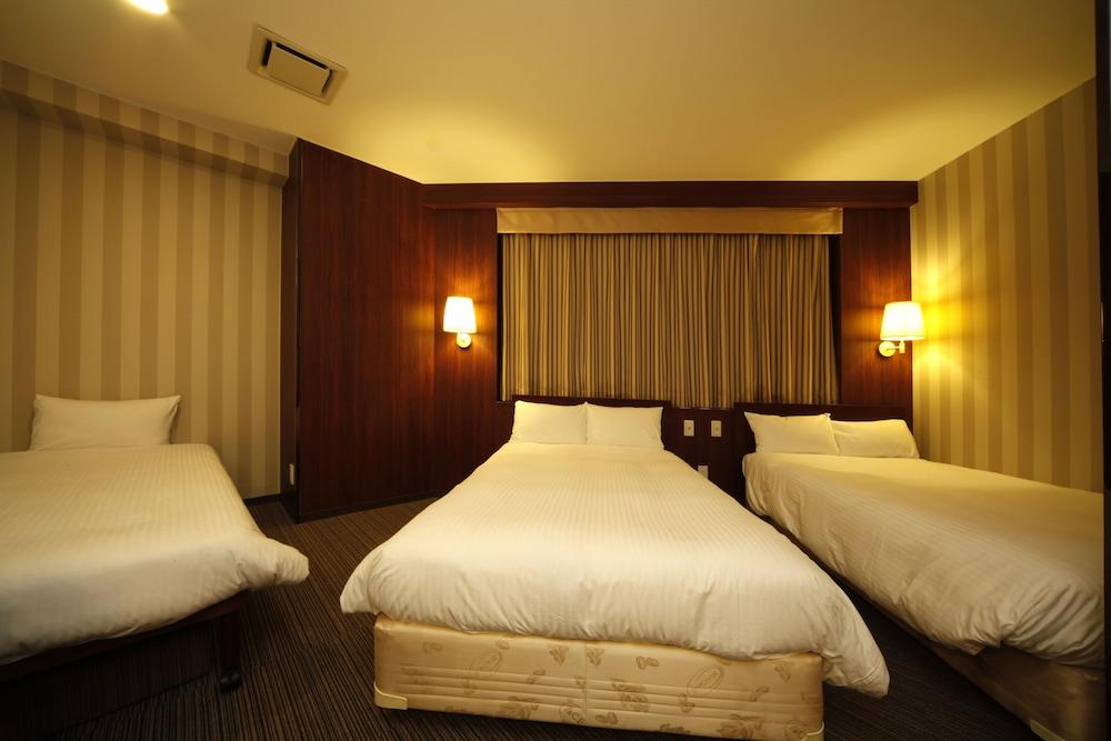 Hotel Hillarys Осака Екстер'єр фото